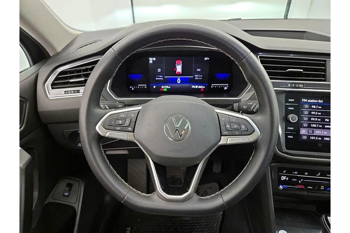 $21998 : Volkswagen Tiguan 2022 SE 4d image 10