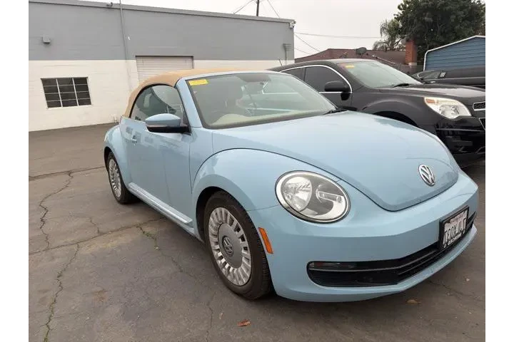$14987 : Volkswagen Beetle Convertibl image 1
