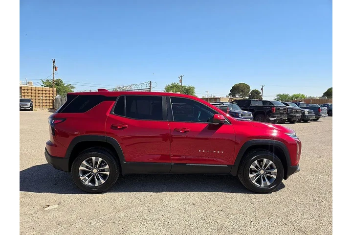 $27995 : Chevrolet Equinox 2025 LT 4d image 6
