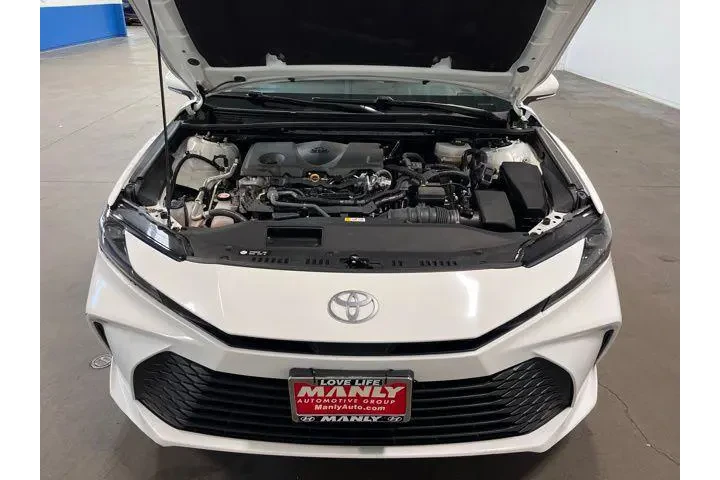 $25574 : Toyota Camry 2025 LE 4dr Sed image 9