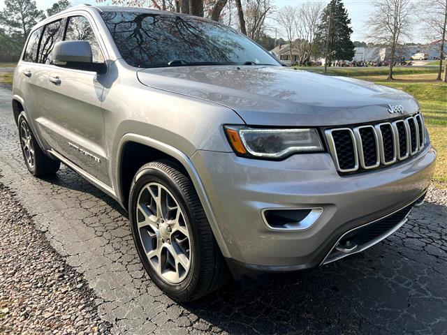 $20977 : 2018 Grand Cherokee Limited image 10