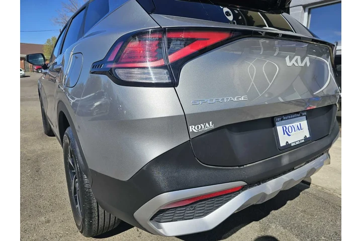 $22995 : 2025 Sportage LX image 8