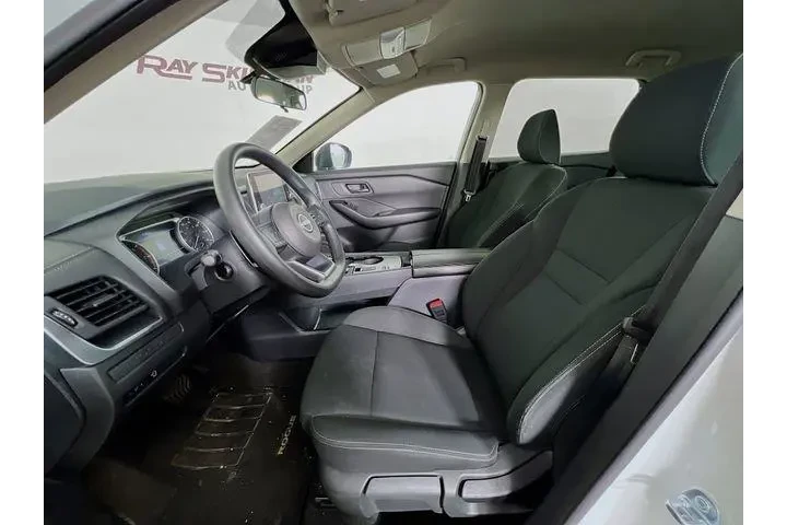 $21975 : Nissan Rogue 2024 S 4dr Cros image 9