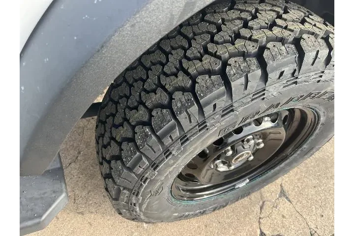 $34988 : Ford Bronco 2023 4x4 Black D image 10