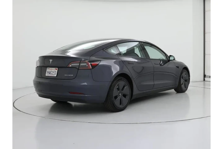 $27998 : Tesla Model 3 2023 AWD Long image 8