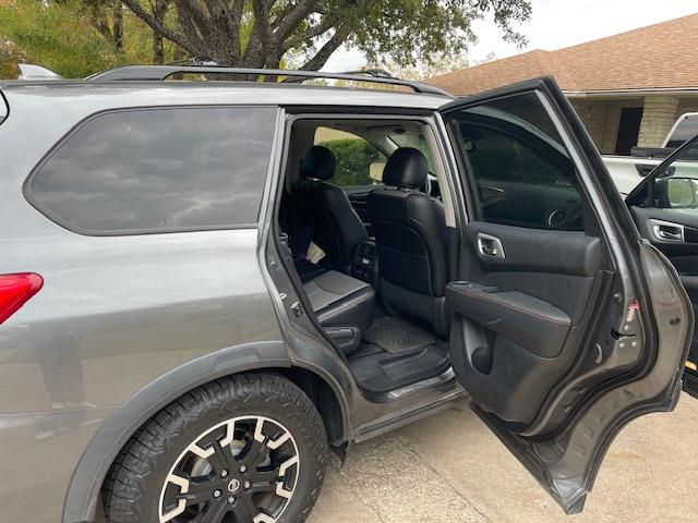 $8900 : 2020 Nissan Pathfinder SL image 9