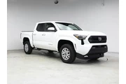 Toyota Tacoma 2024 4x2 SR5 4 en Charlotte