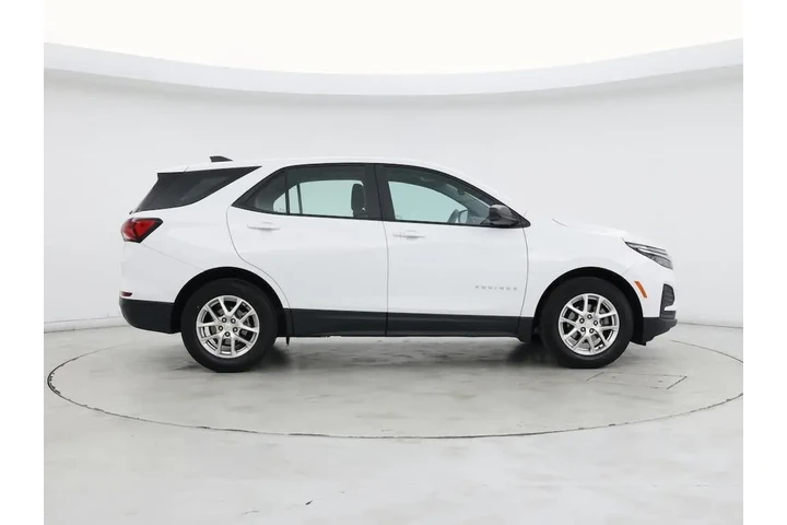 $19998 : Chevrolet Equinox 2022 LS 4d image 7