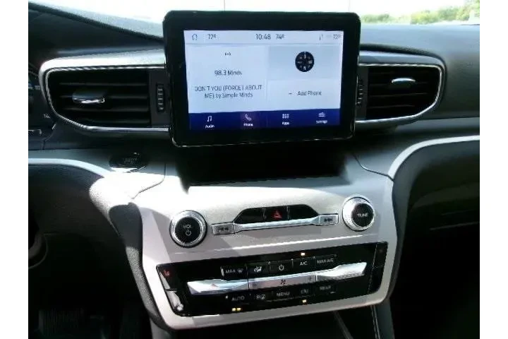 $31996 : Ford Explorer 2022 AWD XLT 4 image 9