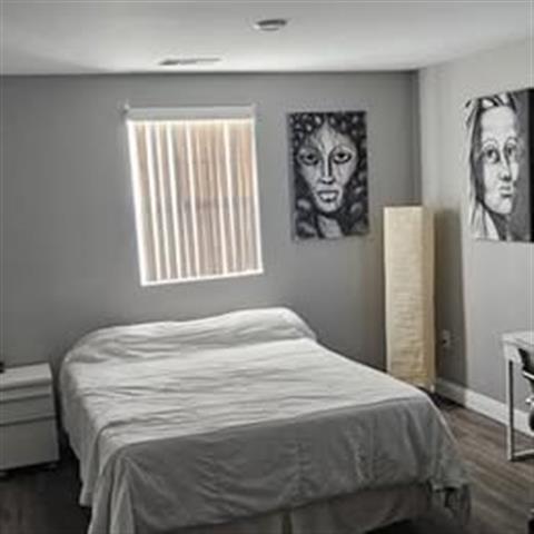 $1400 : Room for rent Funished image 3