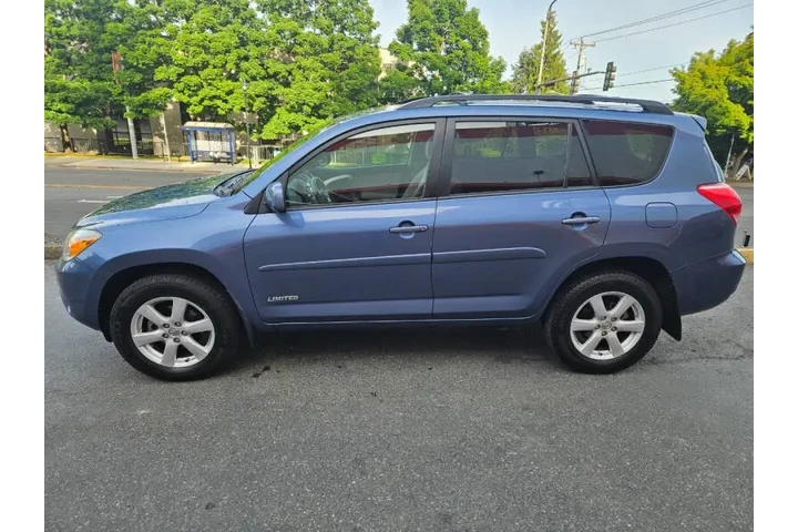 $9999 : 2008 RAV4 Limited image 3