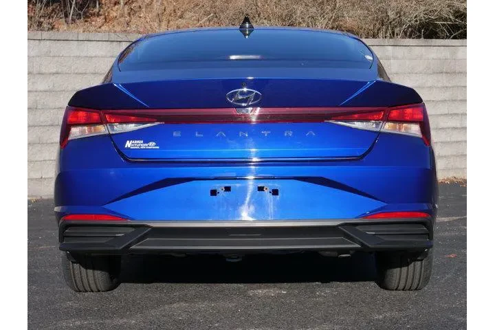 $22995 : Hyundai ELANTRA 2023 SEL 4dr image 5