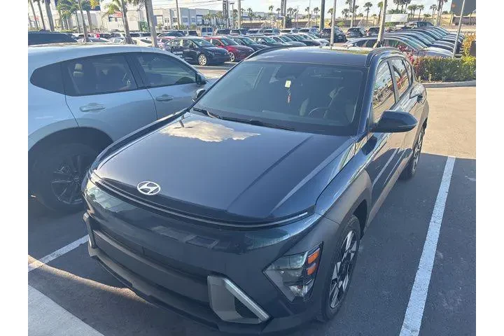 $18723 : Hyundai KONA 2024 SEL 4dr Cr image 1