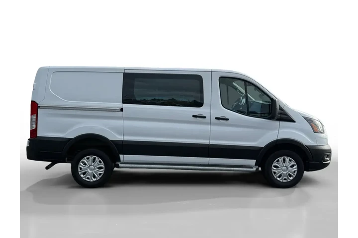 $32992 : Ford Transit 2024 250 3dr SW image 6