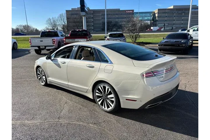 $16485 : Lincoln MKZ 2019 AWD Reserve image 5