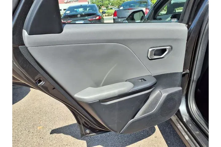 $21735 : Kia K4 2025 LXS 4dr Sedan image 7