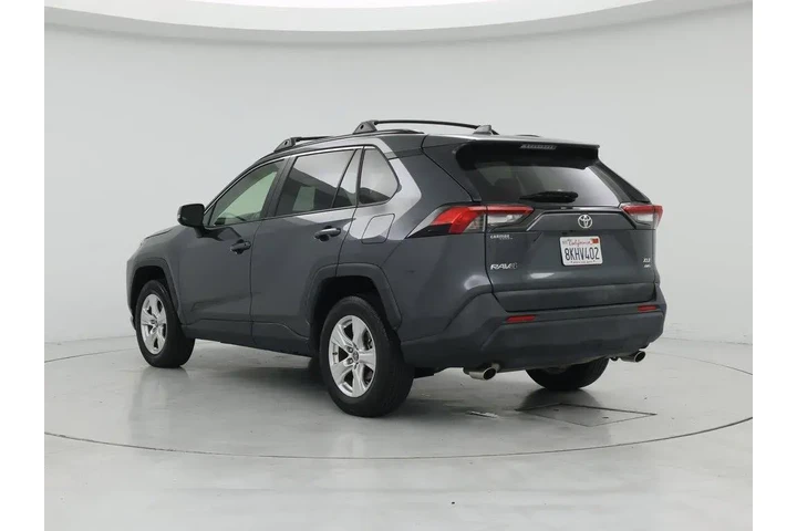 $27998 : Toyota RAV4 2019 AWD XLE 4dr image 2