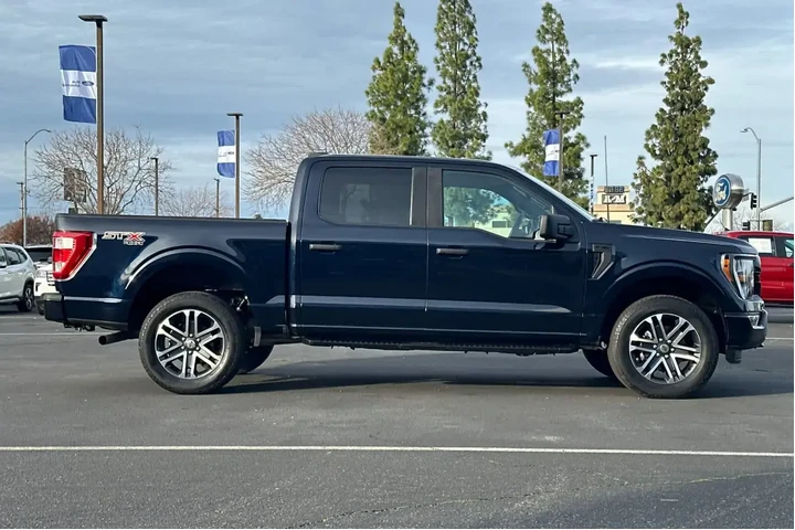 $37759 : Ford F-150 2023 4x4 XL 4dr S image 8