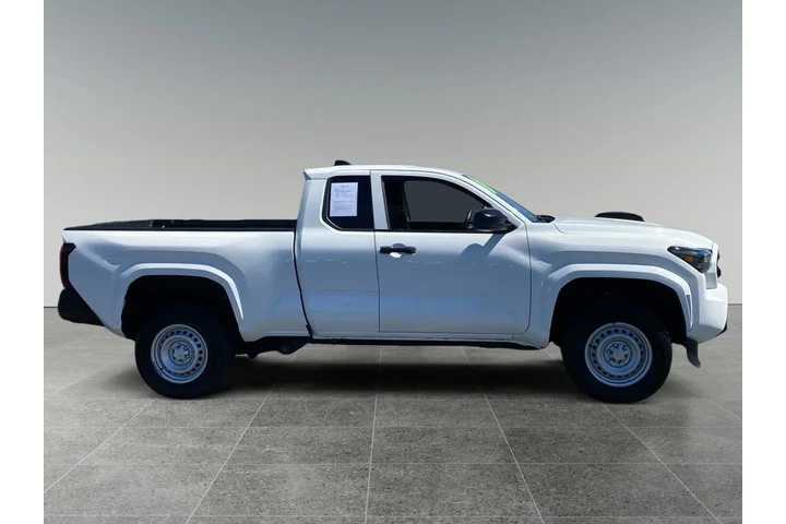 $31493 : Toyota Tacoma 2024 4x2 SR 2d image 6