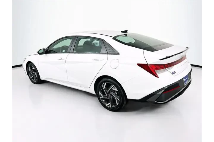 $26790 : Hyundai ELANTRA Hybrid 2025 image 6