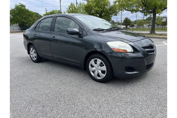 $6900 : 2008 Yaris image 5