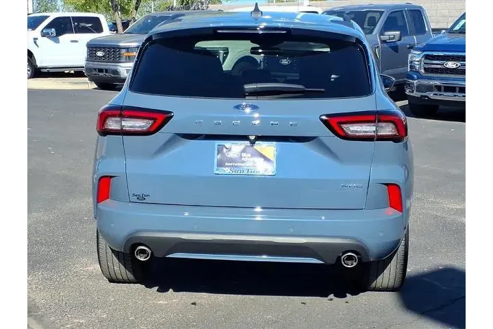 $26390 : Ford Escape 2023 AWD ST-Line image 5