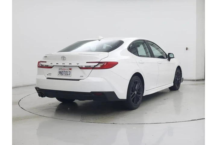 $32998 : Toyota Camry 2025 AWD SE 4dr image 8