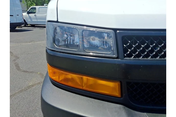 $22400 : 2023 Express 2500 Cargo image 9