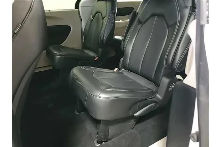 $23390 : Chrysler Pacifica 2023 Touri image 4