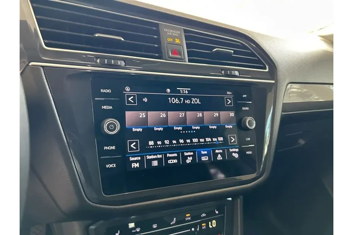 $18895 : Volkswagen Tiguan 2023 SE 4d image 7