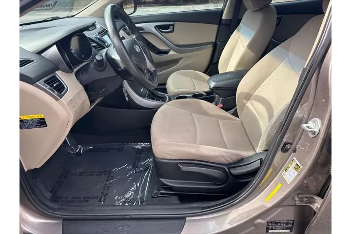 $9920 : Hyundai ELANTRA 2015 SE 4dr image 9