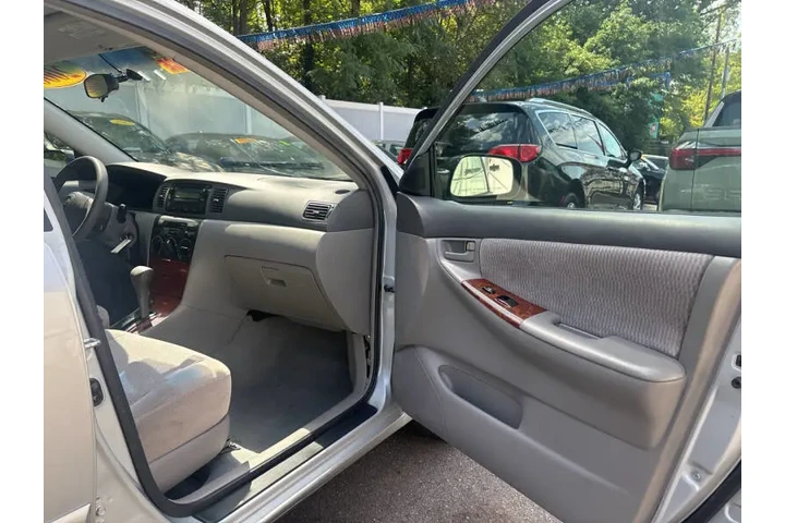 $5499 : 2006 Corolla LE image 8