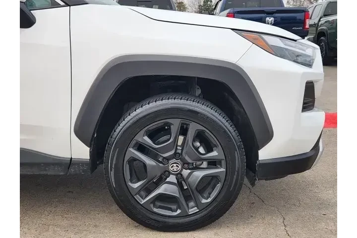 $31616 : Toyota RAV4 2024 AWD Adventu image 8