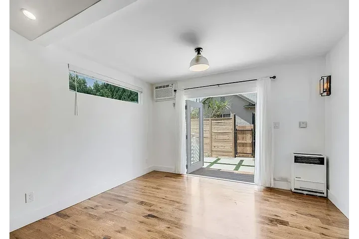 $2490 : HOUSE FOR RENT IN LOS ANGELES image 9