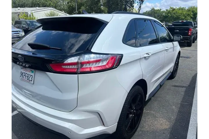 $31725 : Ford Edge 2023 AWD ST-Line 4 image 7