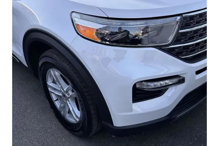 $36990 : Ford Explorer 2024 AWD XLT 4 image 5