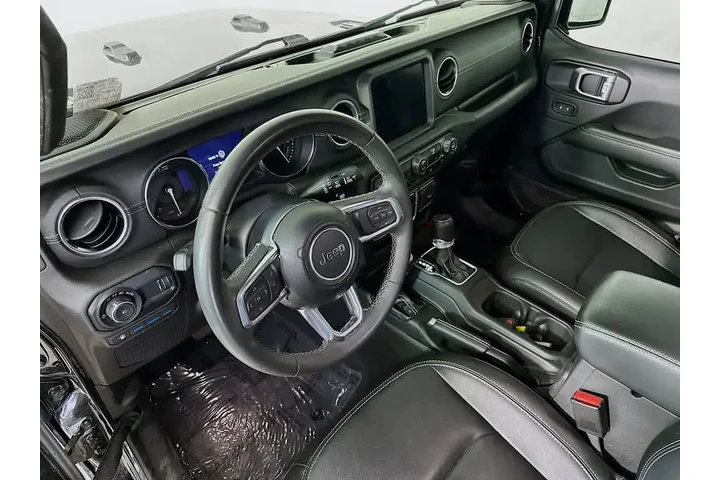 $28929 : Jeep Wrangler 2023 4x4 Sahar image 2