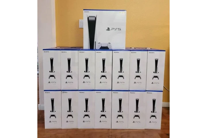 $400 : Sony PlayStation PS5 image 1