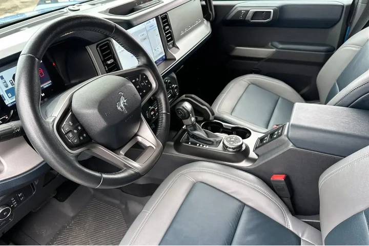 Ford Bronco 2021 4x4 Outer B image 9