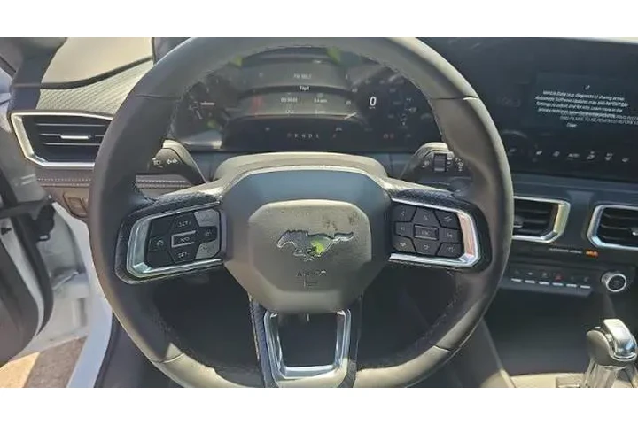 $34950 : Ford Mustang 2025 EcoBoost P image 10