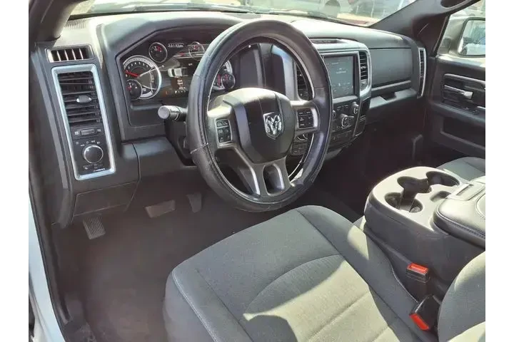 $27999 : Ram 1500 Classic 2022 4x4 SL image 5