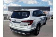 $27895 : Honda Pilot 2022 AWD EX-L 4d thumbnail
