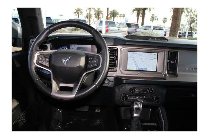 $35788 : Ford Bronco 2022 4x4 Outer B image 4