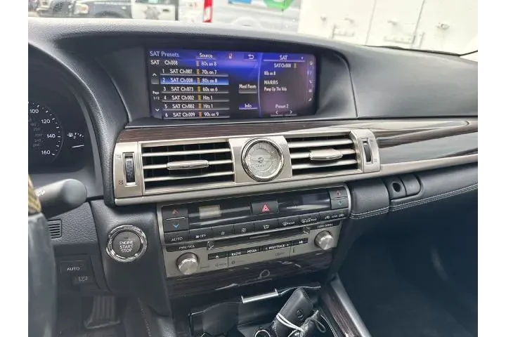 $23000 : Lexus LS 460 2017 4dr Sedan image 9