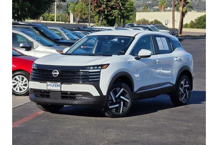 $20995 : Nissan Kicks 2025 SV 4dr Cro image 2