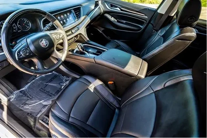 $27198 : Buick Enclave 2021 Avenir 4d image 7