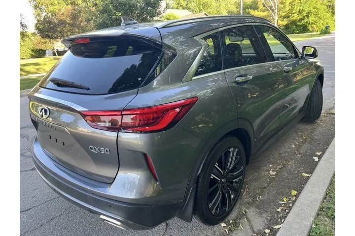 $23995 : 2021 QX50 Luxe image 4