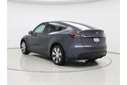 $27998 : Tesla Model Y 2022 AWD Long thumbnail
