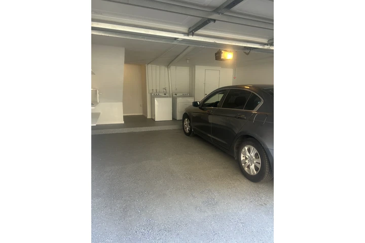 $3200 : Townhouse image 10