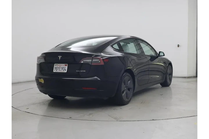 $29998 : Tesla Model 3 2022 AWD Long image 8